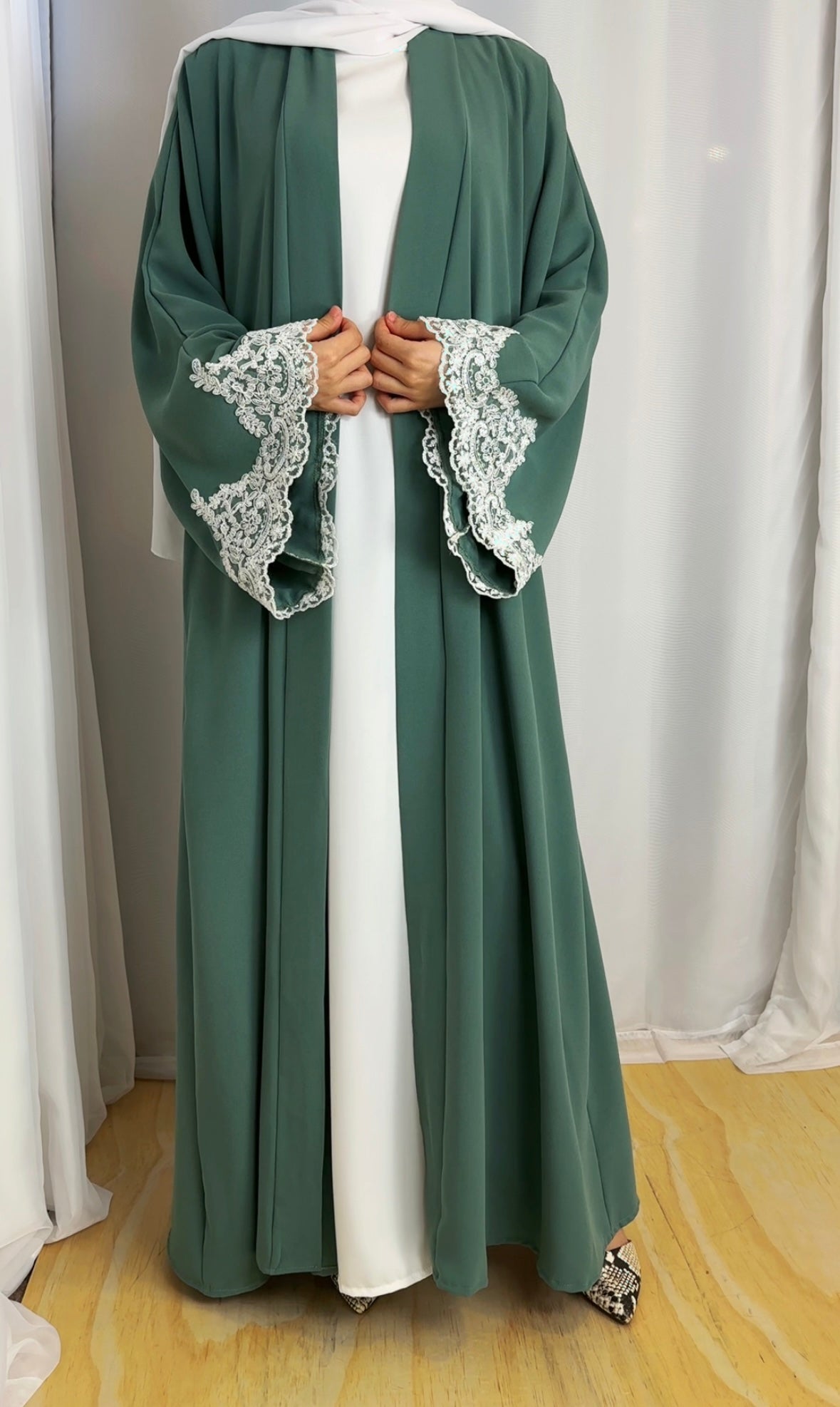 Abeer Abaya Set - Pistachio