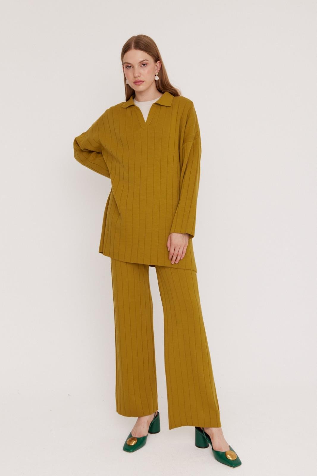 Niveen Knit Set - Dark Mustard